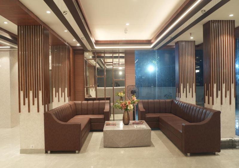 Hotel Jk Celebration ジャバルプル エクステリア 写真
